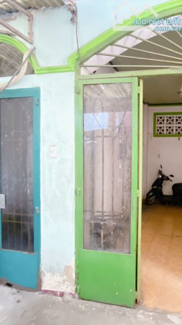 💥QUẬN 4 - NHÀ CŨ NÁT CẦN MẠNH THƯỜNG QUÂN CHỈNH TRANG THÀNH HOA HẬU - 53M2 - NHỈNH 3 TỶ - 2