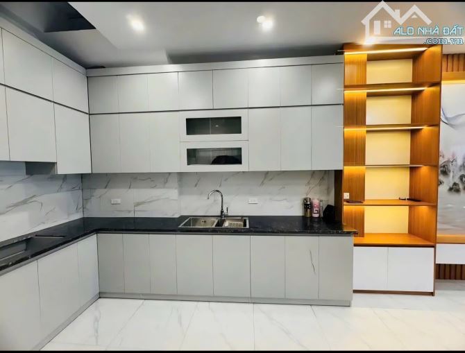 -Liên Mạc- Bắc Từ Liêm- Hà Nội. -Diện tích: 33,5m2 zia 6 tỷ - 2