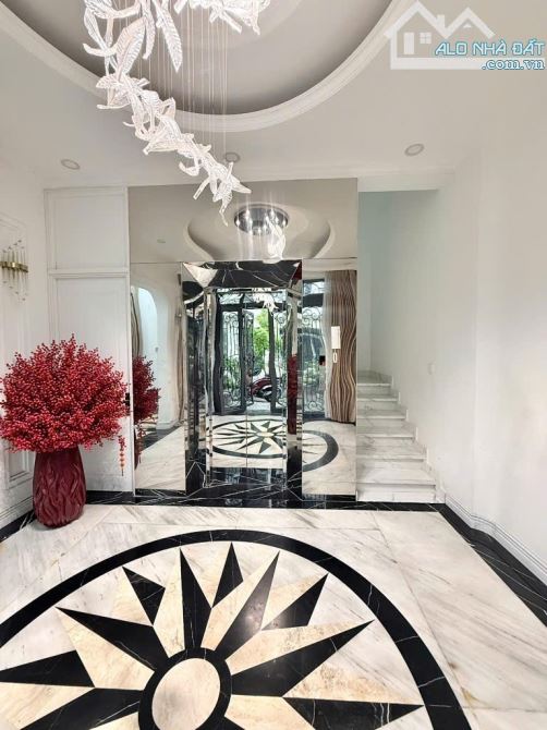 Bán Nhà 4 tầng đường VÕ THỊ LIỄU,phường AN PHÚ ĐÔNG,Q12,dt 110m²(13,5mx10m). Hẻm 12m - 2