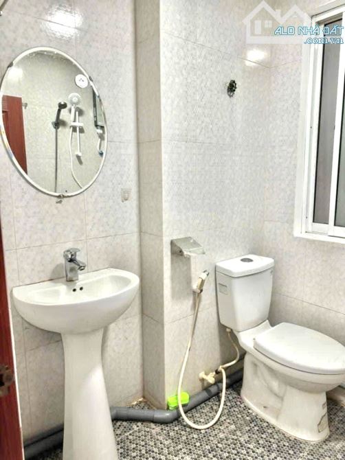 SIÊU HÓT_TÒA CĂN HỘ 4T_12P_DT 40TR/TH_ĐƯỜNG 7.5M HÀN THUYÊN_DT 100M2_NGANG 5M_CHỈ 12.8 TỶ - 2