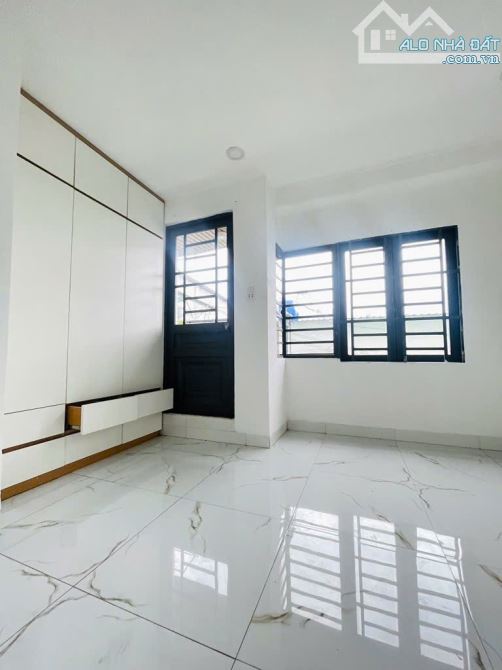Hàng hiếm 2 đồng hơn-Bệnh viện Q12 - 2