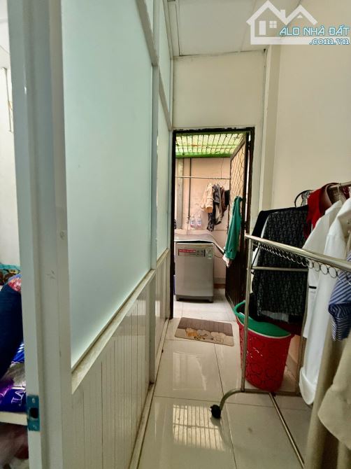 MUA LÃI LIỀN TAY, HẺM XE HƠI SÁT TRƯỜNG ĐẠI HỌC 40M2 CHỈ 3.95 TỶ QUÁ RẺ - 2