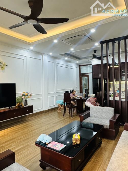 Siêu Phẩm Nhà 6 Tầng Thang Máy – Phân Lô Lai Xá – Ô Tô Đỗ Cửa – Vỉa Hè Rộng – Giá 17 Tỷ - 2