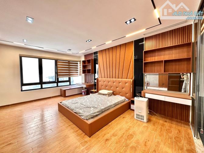BÁN NHÀ MẶT PHỐ MAI ANH TUẤN 50M2 - 6 TẦNG THANG MÁY - 31.5 TỶ - NỘI THẤT VIP - Ô TÔ TRÁNH - 2
