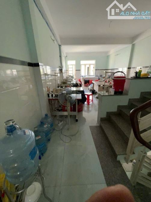 Nhà 3 tầng đường TÂN THỚI NHẤT 12, phường TÂN THỚI NHẤT, Q12, dt 94,5m2 (5mx19m). 8,5Tỷ - 2