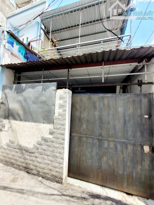 Thơm ! Nhà 60m2 đường Quang Trung ngay trung tâm Q9 cũ giá chỉ nhỉnh 3 tỷ - 2