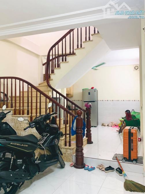 Bán nhà phân lô Mỗ Lao, Ô tô đỗ cửa, 20m ra ô tô tránh, 8.95 tỷ - 2