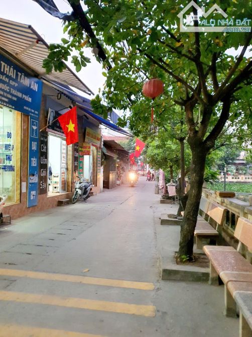 BÁN ĐẤT NHẬT TẢO - NGAY SAU KĐT CIPUTRA - 130M - MẶT TIỀN 6.8M - NGÕ THÔNG Ô TÔ - 1