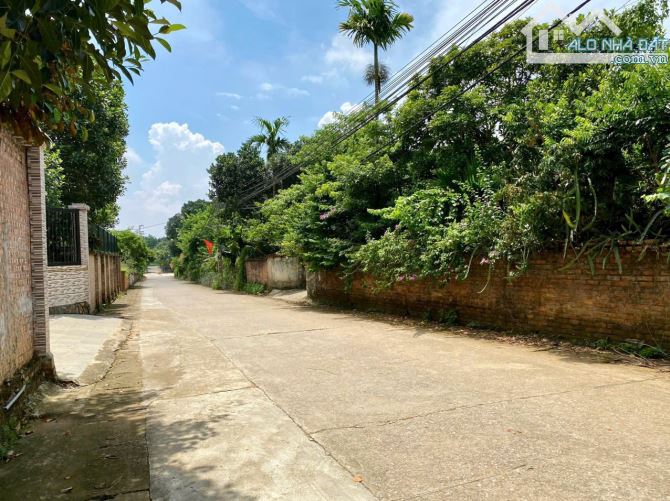 Bán lô 360m2, ngay gần Làng VH 54 dân tốc, Đại lộ Thăng Long - Hoà Lạc. Giá dưới 2tỷ - 2