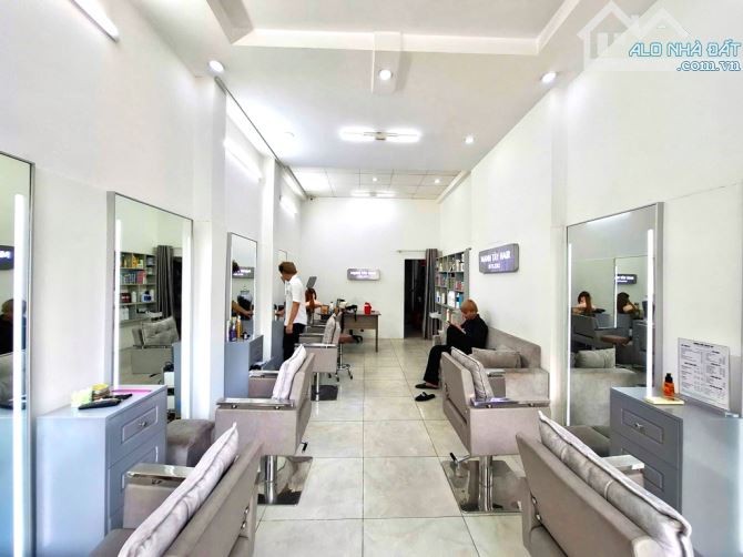 Nhà mặt tiền - Kênh Tân Hóa, Tân Phú – 45m2, 2 tầng, CHỈ 5.3 TỶ, sổ riêng - 2