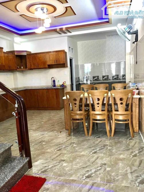 NHÀ ĐẸP 4 TẦNG - KHU PHÂN LÔ - 4.5x15 - 4PN - TCH10 - Q12 - HXT6M - CHỈ 5.29 TỶ - 3