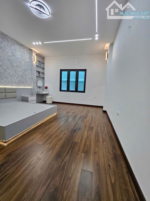 BÙI XƯƠNG TRẠCH 36m 6 TẦNG MT4,3m Ô Tô qua nhà  giá chỉ 8,3 tỷ - 3