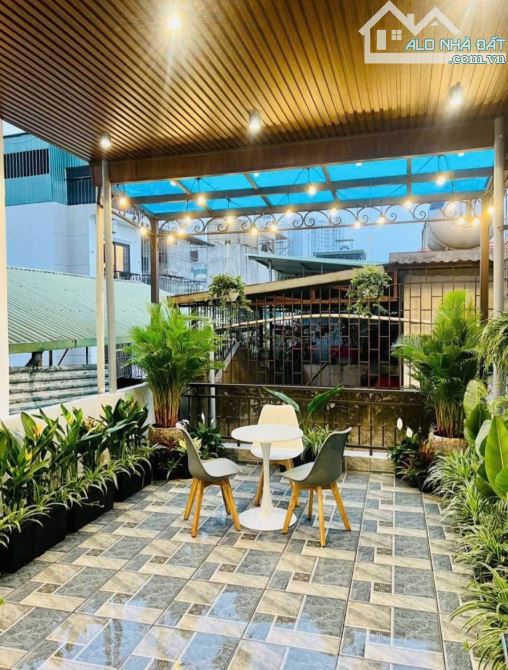 Cực hiếm - Hơn 10 tỷ - Nhà dân xây Phố Trường Lâm- 53m thang máy, ô tô đỗ cửa, vào nhà , m - 3