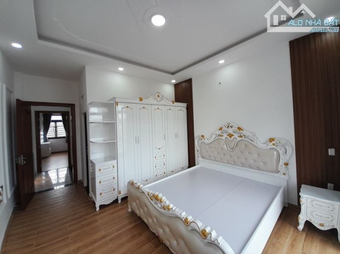 Bán nhà 4 tầng, 70m², 4PN, 4WC, Hiệp Bình Chánh, Thủ Đức - 6.95  tỷ - 3