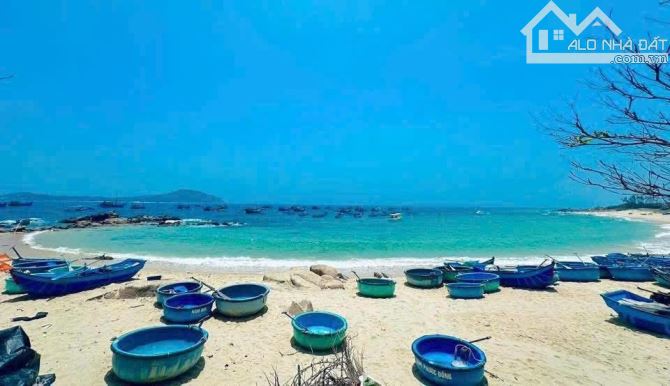 ĐẤT BIỂN Lộc AN - Hồ tràm - BRVT-dt 200m2-ngang 10m, có nhà cấp 4, sổ sẵn, giá 2tyx - 3