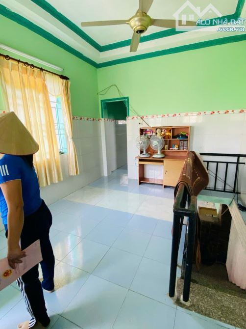 Nhà phố gần vòng xoay An Phú, phường Tân Bình TP Dĩ An. 2,7 tỷ - 3