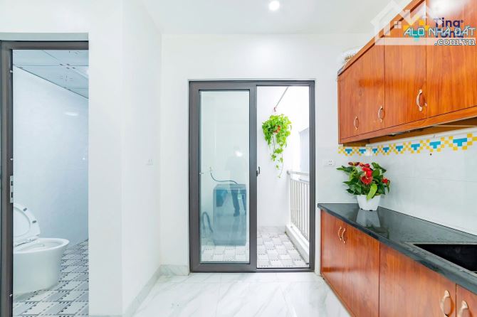 Bán Toà CHDV Duy Tân 67m² x 7 Tầng, 16 Phòng, Dòng Tiền 80 Triệu/Tháng, Ngõ thông, PCCC - 3