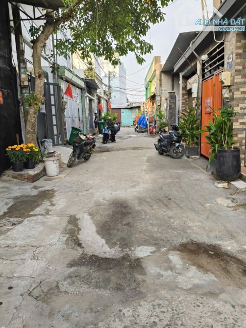 NHÀ 2 Tầng đường ĐHT17, phường ĐHT, Q12, dt 145,2m2 (6,2m/6,8mx22m) Hẻm 5,5m, 7,3Tỷ - 3