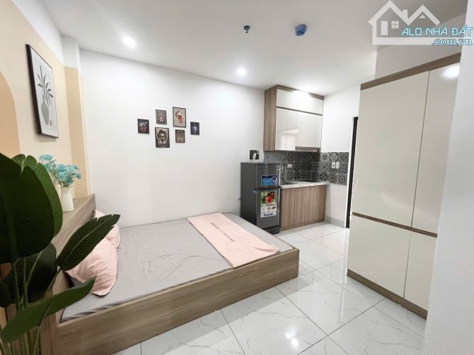 BÁN CHDV CCMINI , MỸ ĐÌNH, 60M,  7TẦNG, 18 Phòng ,DT 85tr/th ,Ngõ Thông 3 Gác ,Ra Ô Tô 50M - 3