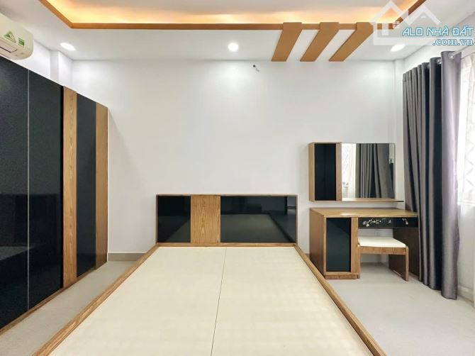 BÁN NHÀ CMT8- P.11-QUẬN 3_  NGAY VÒNG XOAY DÂN CHỦ- 4,3* 8,1m ( nở hậu 7,4m )-6.750 Tỷ - 3