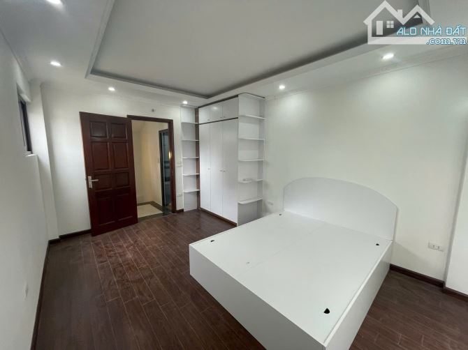 BÁN NHÀ ĐẸP TRƯƠNG ĐỊNH LÔ GÓC NT SỊN NGÕ RỘNG THÔNG OTO 5 TẦNG 33M 3 NGỦ 7,35 TỶ - 3