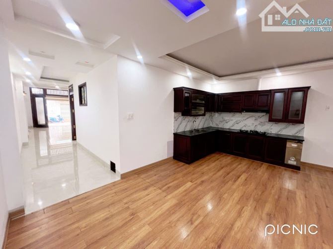 NHÀ HẺM 23 NGUYỄN KHUYẾN, P TÂN LỢI. DT 6X27, GIÁ 5.8 TỶ - 4