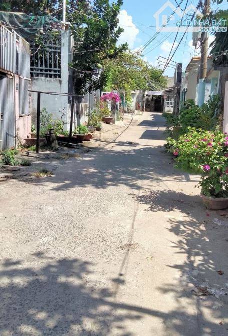 BÁN NHÀ 2 TẦNG ĐÚC ĐẸP - ÔTÔ TỚI NHÀ - KIỆT  82 NGUYỄN LƯƠNG BẰNG, CẠNH ĐHBK - CHỈ 3.33 TỶ - 4
