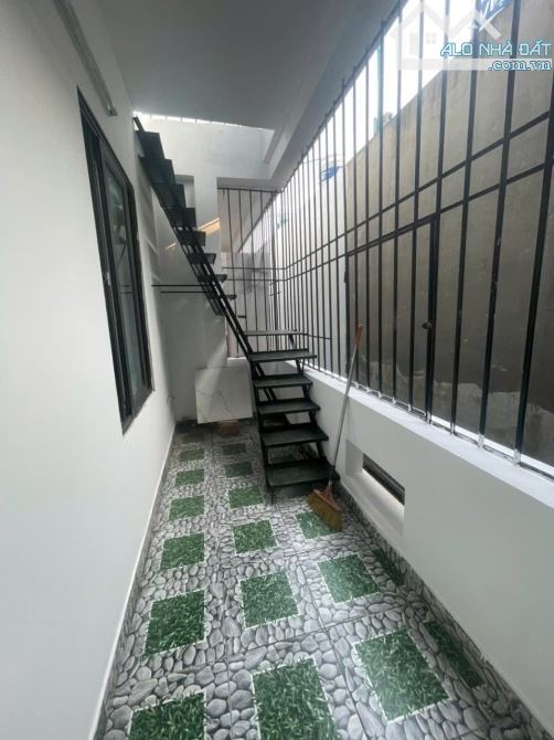 BÁN NHÀ  CỰ KHỐI, LONG BIÊN NHỈNH 4 TỶ 35m, 5 tầng, gần ô tô, chợ và công viên - 4