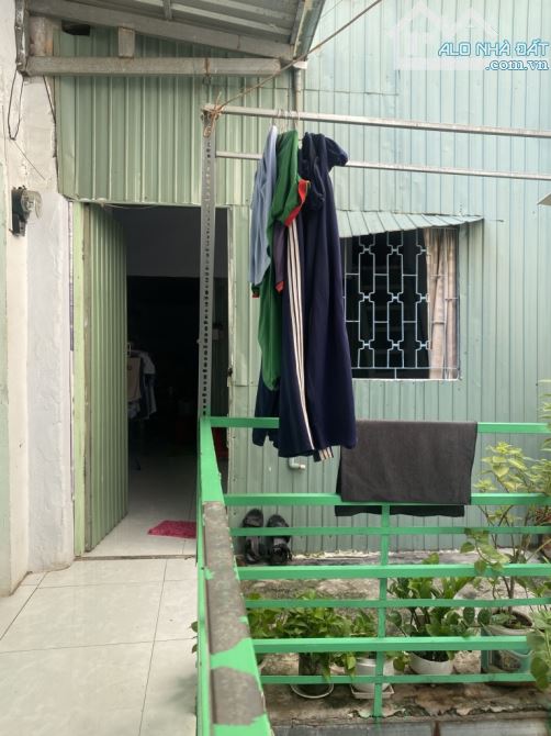 BÁN DÃY NHÀ TRỌ TÔN ĐẢN P.15 Q. 4 DT: 8*22M (174M2) CHỈ 7 TỶ 6 - 4