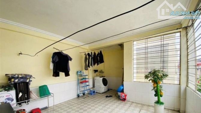 🕌:  bán nhà 4 tầng thư trung 2, đằng lâm, hải an, DT 90m2, đường 30 m - 4