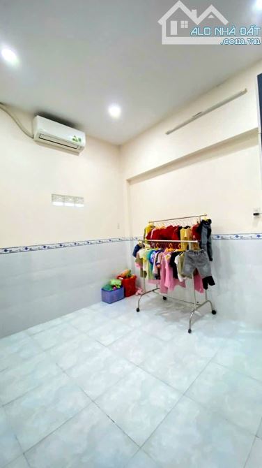 BÁN NHÀ THỐNG NHẤT, 1TRỆT 1LẦU CÒN MỚI, SẠCH GẦN SIÊU THỊ COOPMART - 5