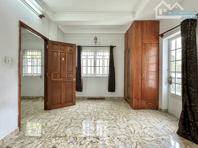 BÁN NHÀ HẺM XH ĐƯỜNG NGUYỄN ĐÌNH CHÍNH, PHÚ NHUẬN ( 4.3 x 14 ) 5Tầng - GIÁ CHỈ 11,4 Tỷ - 5
