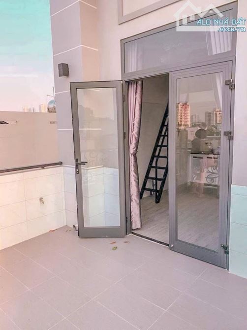 NHÀ ĐẸP 107 m2, 5 TẦNG THANG MÁY DƯƠNG BÁ TRẠC HẺM XE HƠI CHỈ NHỈNH 15 TỶ - 6