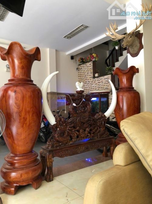 BÁN GẤP KHÁCH SẠN 7 TẦNG MẶT TIỀN HÀ HUY GIÁP - KHU NAM LONG THẠNH LỘC 162M2- NGANG 9M- GI - 6