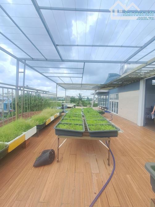Bán Biệt Thự 3 tầng đường VÕ THỊ THỪA, phường AN PHÚ ĐÔNG, Q12,dt 231m² (10,4x22). Hẻm 8m - 6