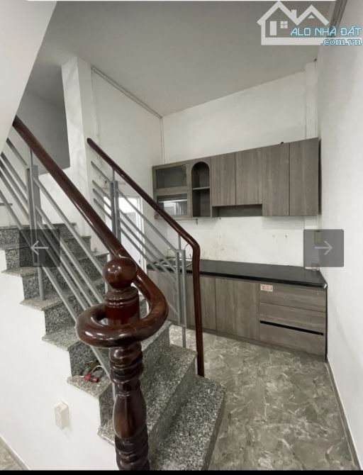 Bán nhà nhỏ ở Quận 7 - SHR - 28m2 - 2TẦNG - 2PN- 3TY250 - 6