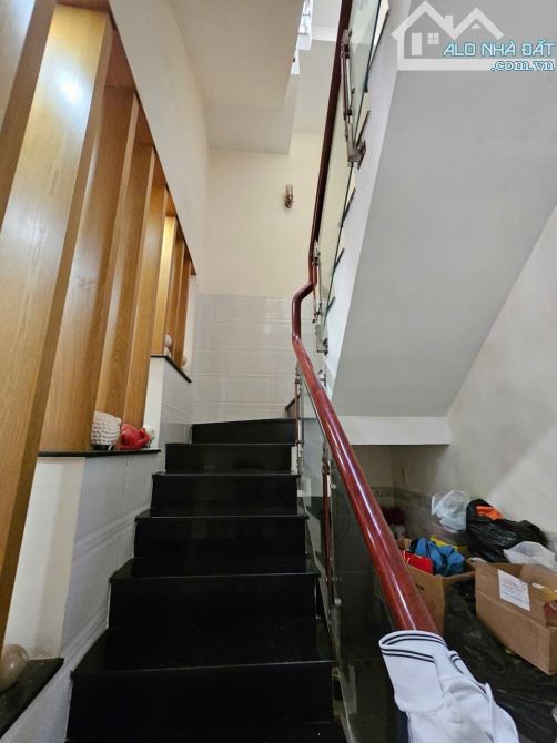 Nhà 2 mặt hẻm 4m, 3PN,5WC Bình Trị Đông. Giá bán liền 6.35 tỷ - 7
