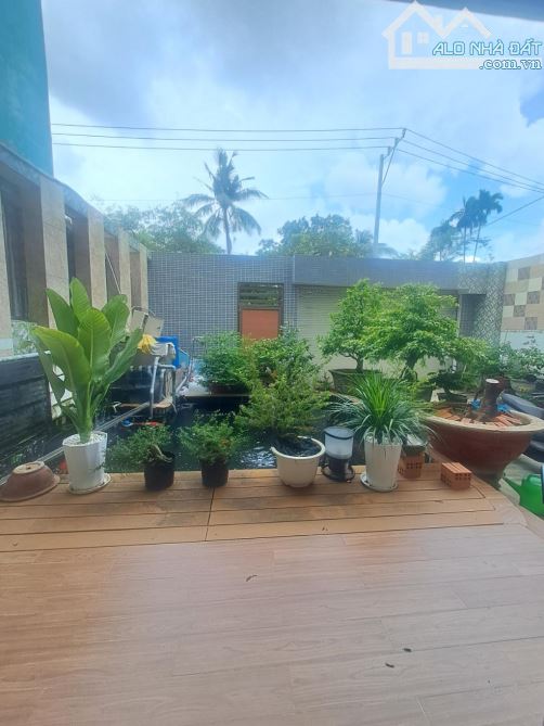 Bán Biệt Thự 3 tầng đường VÕ THỊ THỪA, phường AN PHÚ ĐÔNG, Q12,dt 231m² (10,4x22). Hẻm 8m - 7