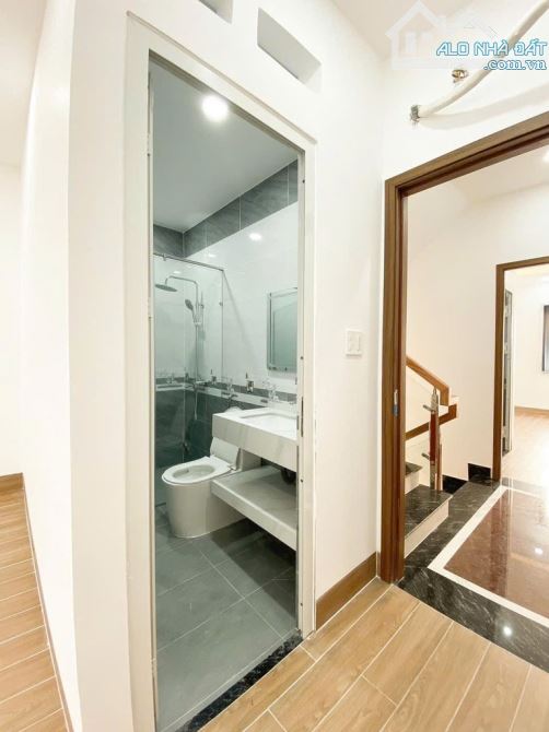 KHU PHÂN LÔ ĐỒNG BỘ  HƯƠNG LỘ 2  BTĐA BÌNH TÂN ĐƯỜNG NHỰA 10M DT: 4*14.3M CHỈ 7 TỶ 5 - 7