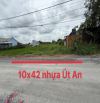 Bán gấp lô đất mặt tiền đường nhựa đang làm chuẩn bị hoàn thiện  Diện tích :  10x42 thổ cư