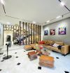 💥 NHÀ ĐẸP CHÍNH CHỦ – GIÁ TỐT NHỈNH 4 TỶ – VIEW BỜ KÈ THOÁNG MÁT – HẺM XE HƠI THÔNG