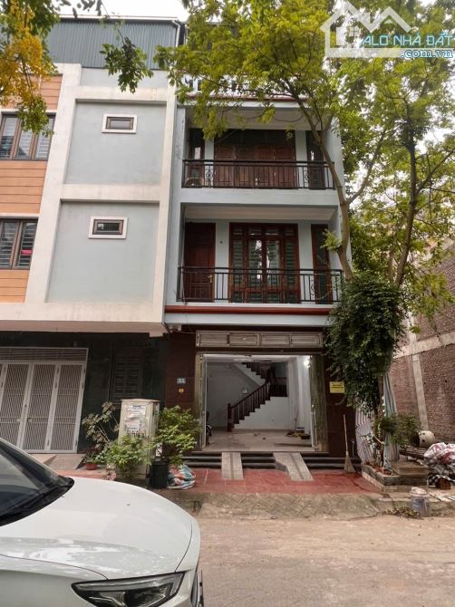 Cho thuê nhà liền kề tại dv Dọc Bún 1 , kđt văn Khê ,50m2x4 tầng Giá 13tr