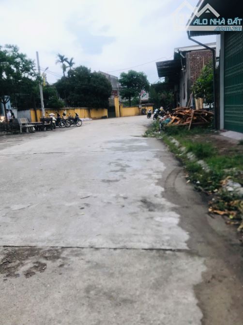 TRỤC KINH DOANH MAI HIÊN - MAI LÂM, 130M2 VỈA HÈ Ô TÔ TRÁNH, BÌA LÀNG GẦN CẦU TỨ LIÊN