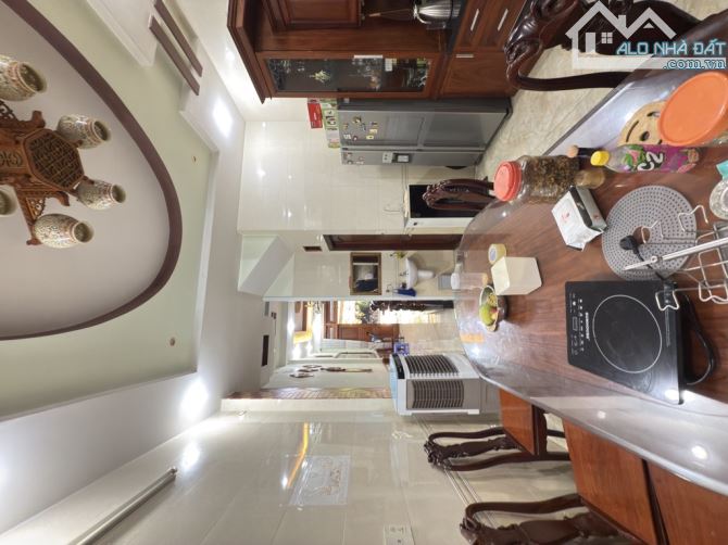 Bánnhà MT đẹp GòVấp 90m², 4lầu, giá11tỷ2 Thương Lượng, gần chợ An Nhơn