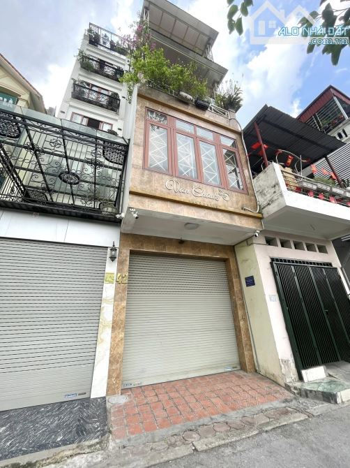 BÁN NHÀ MẶT HỒ TAI TRÂU 2 THOÁNG 19, 5 TỶ 64m 5 TẦNG MT 3,5m Ô TÔ ĐỖ KINH DOANH LONG BIÊN