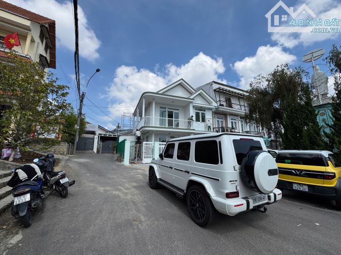 HOT _ 130m2_CHỈ 7,5ty _ NHÀ MỚI 3 MẶT ĐƯỜNG PHAN CHU TRINH