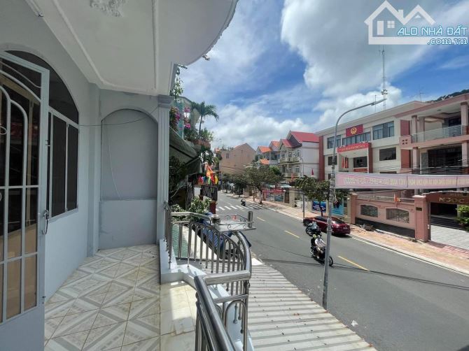 BÁN NHÀ 1T1L MẶT TIỀN ĐƯỜNG TRẦN PHÚ 93M2 (5.2X17.8) GIÁ: 9.7TỶ