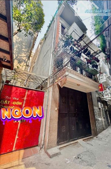 BÁN NHÀ RIÊNG PHỐ LÊ THANH NGHỊ - LÔ GÓC - 43M2 X 4 TẦNG - KCBT CHẮC CHẮN