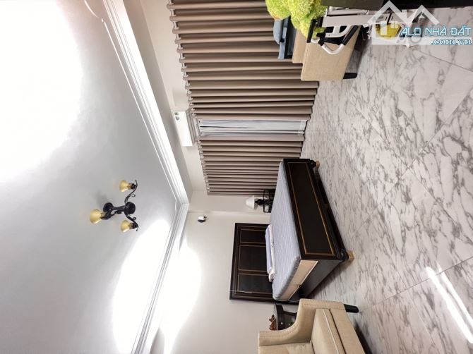 💥Việt Hưng 56m 5T Thang Máy Gara Ô tô DÂN XÂY chỉ 10tỷ💥