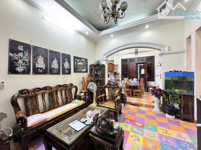 BÁN NHÀ CHÙA LÁNG – ĐỐNG ĐA, MẶT NGÕ Ô TÔ TO NHƯ PHỐ, VIEW HỒ, VỈA HÈ RỘNG, KINH DOANH ĐẸP
